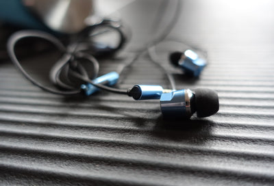 In-Ear Kopfhörer mit gewinkeltem Klinkenanschluss