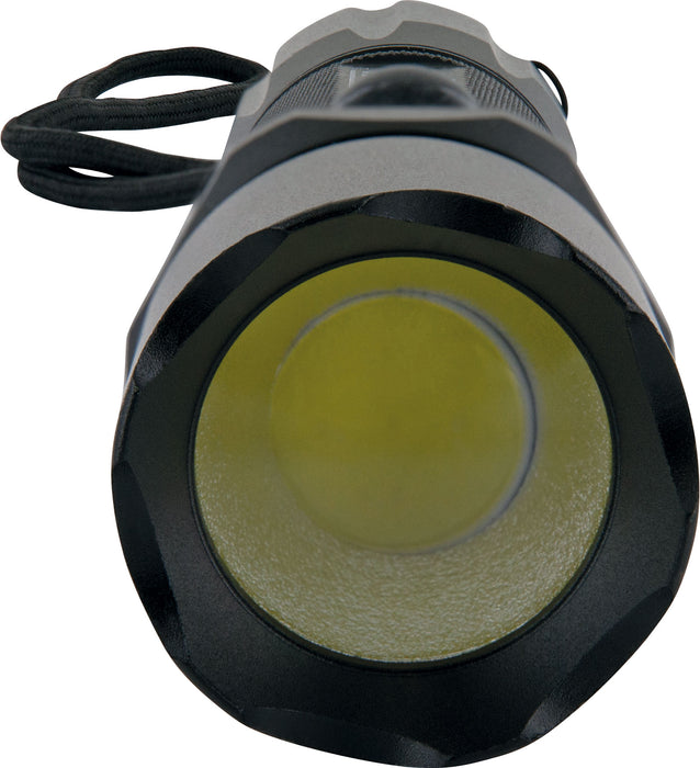 LED flashlight